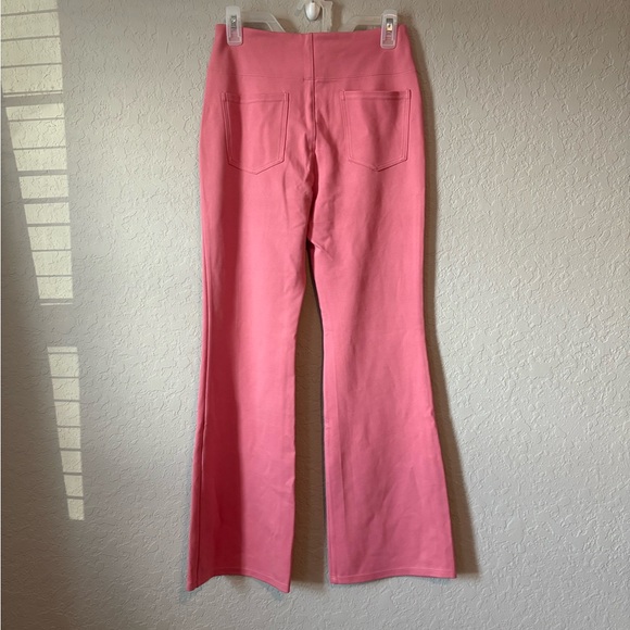 Halara NWT Coral Flared Pull on Trousers - Picture 7 of 8